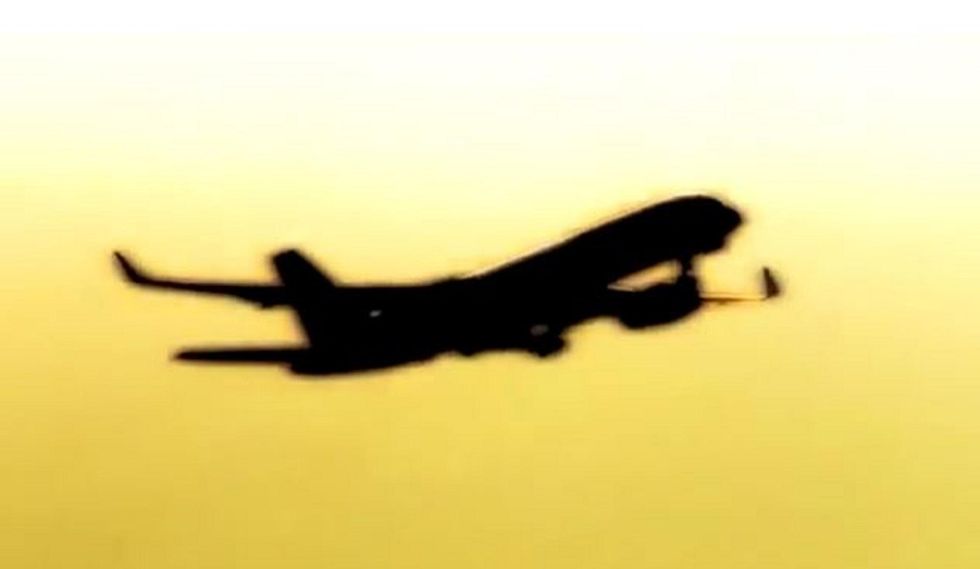 Experts, insiders say 'toxic air events' on commercial flights underreported