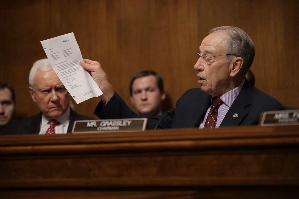 Kavanaugh friend Mark Judge agrees to cooperate with FBI investigation if asked to do so