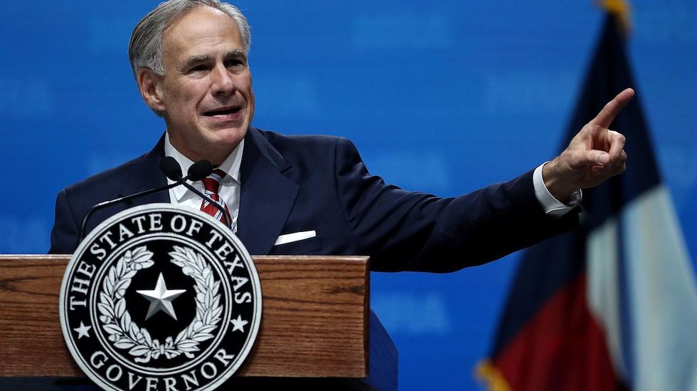 TX-Sen: GOP Gov. Greg Abbott rips Democrat Beto O'Rourke's 'cult-like' candidacy