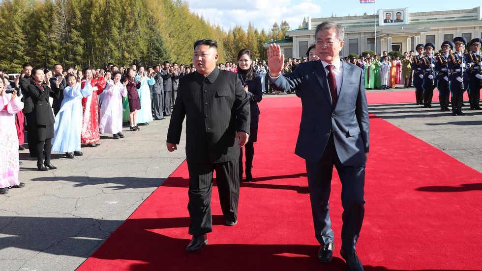 North and South Korea begin removing landmines along border as part of Pyongyang summit agreement