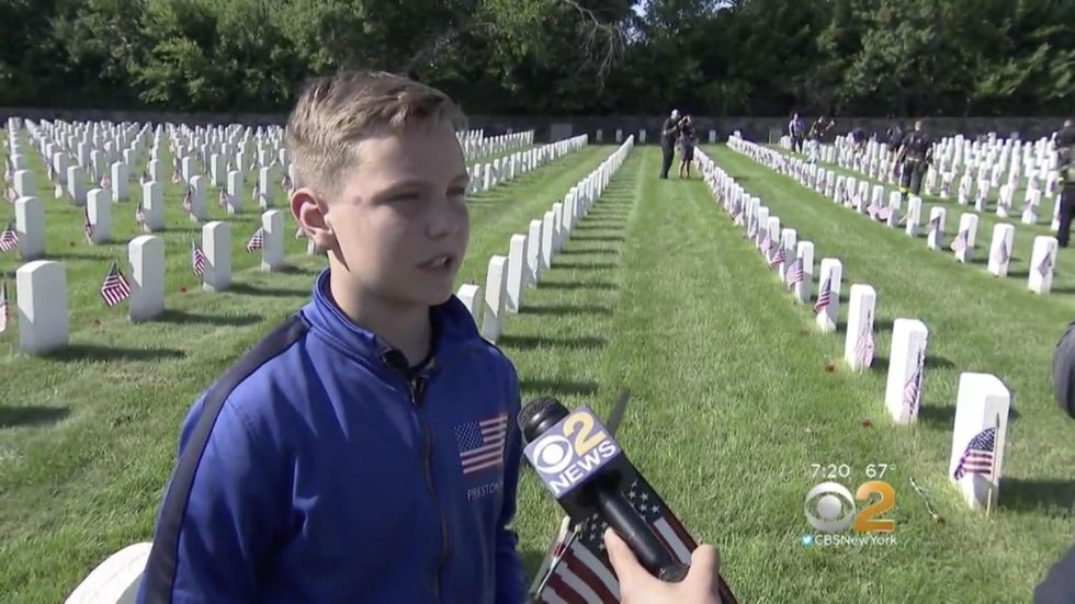 13-year-old travels across the US to honor fallen soldiers — what he's done is incredible