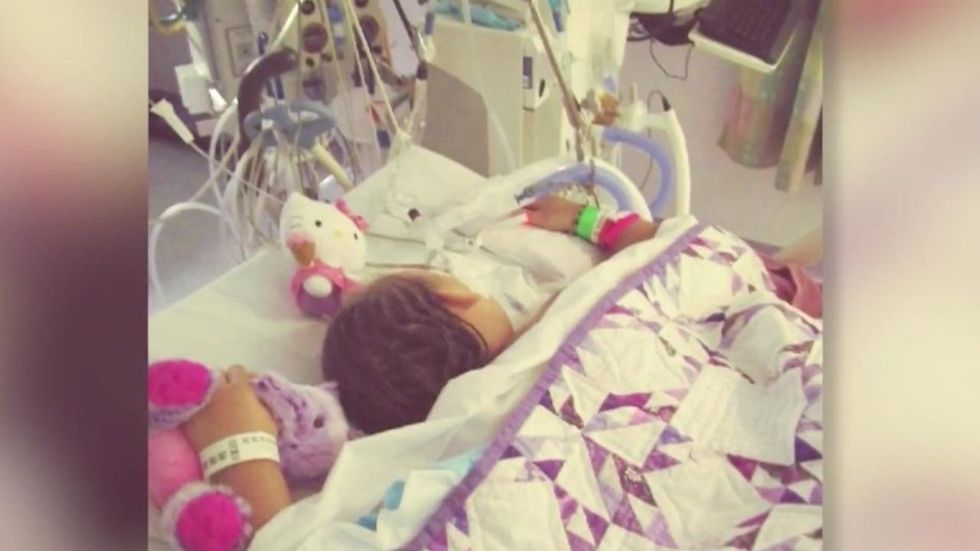 Texas family fights to keep 9-year-old daughter on life support, searches for new hospital