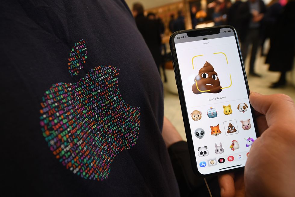 University issues actual guidance to students regarding emoji use for 'diverse audiences