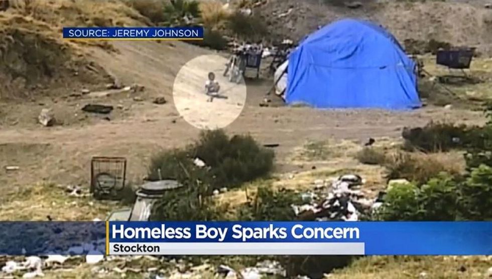 Homeless father fighting to regain custody of son after photo of child goes viral