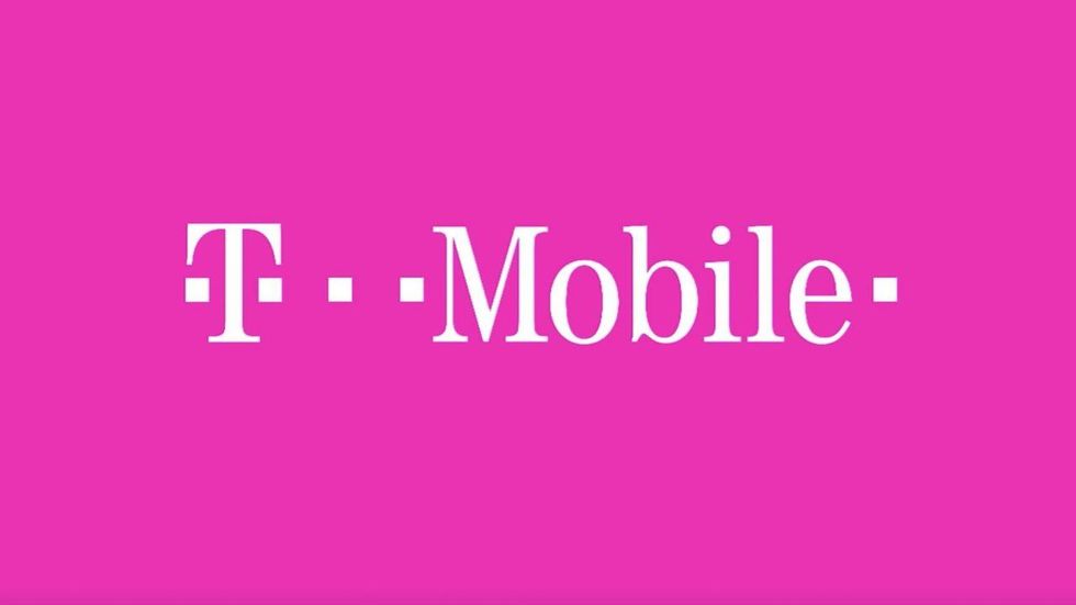 T-Mobile responds to on-duty officer’s allegations that store refused to serve him until he disarmed