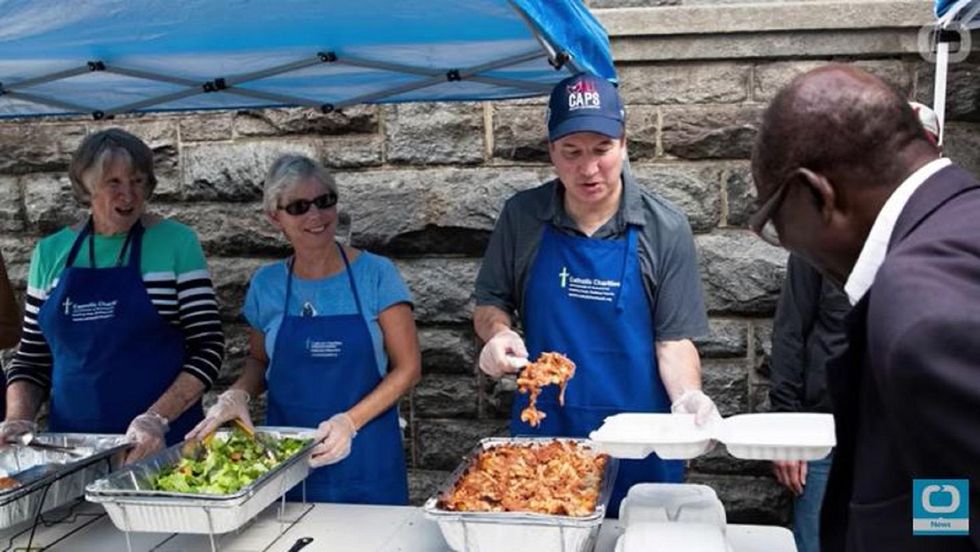 SCOTUS Justice Brett Kavanaugh spotted serving homeless again. Some leftists claim it was staged.