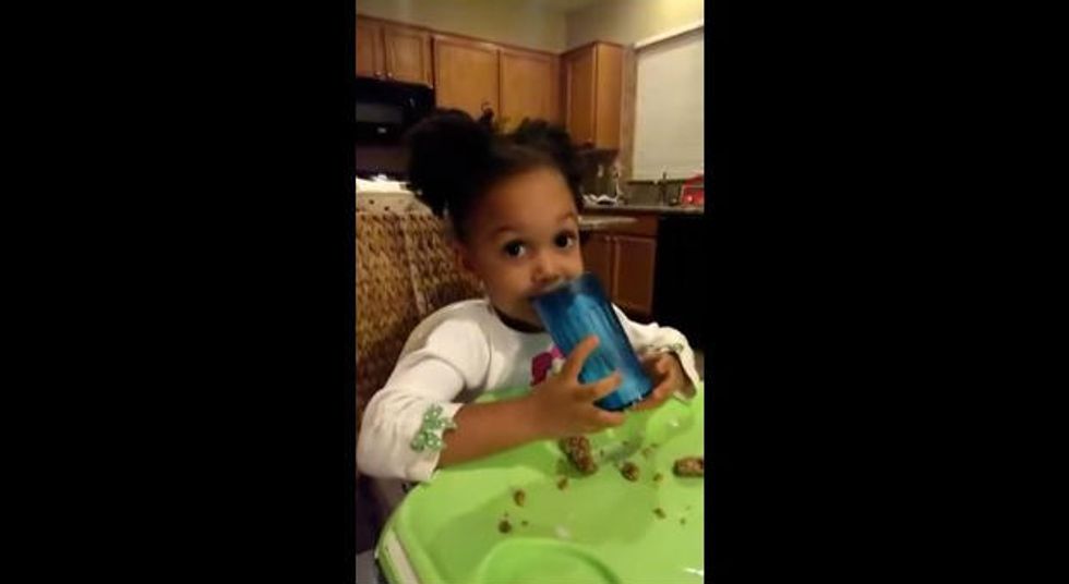 Dad Captures Adorable Moments of Him Telling His Daughter How a Man Should Always Treat Her