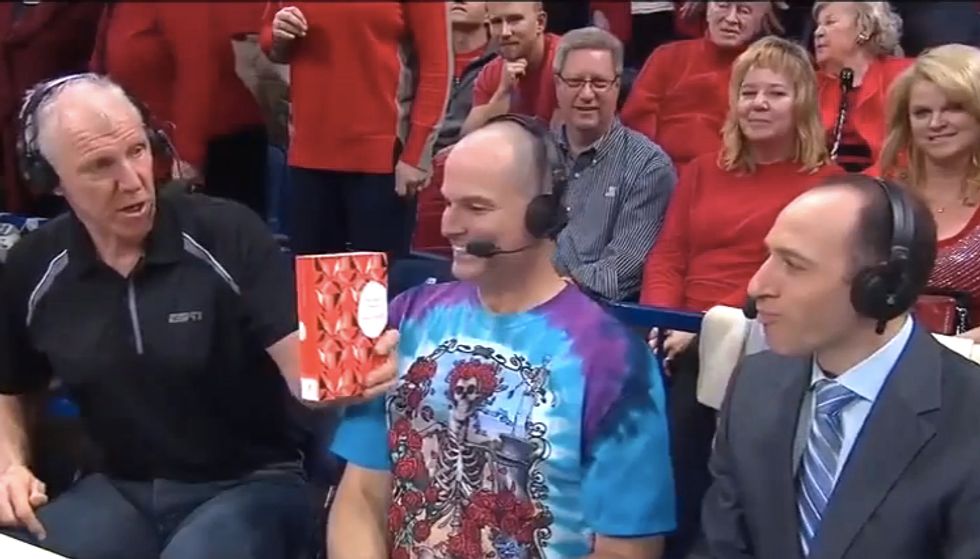 Here's What Happened When an ESPN Sportscaster Handed His Fellow Analyst a Copy of Charles Darwin's 'Origin of Species'