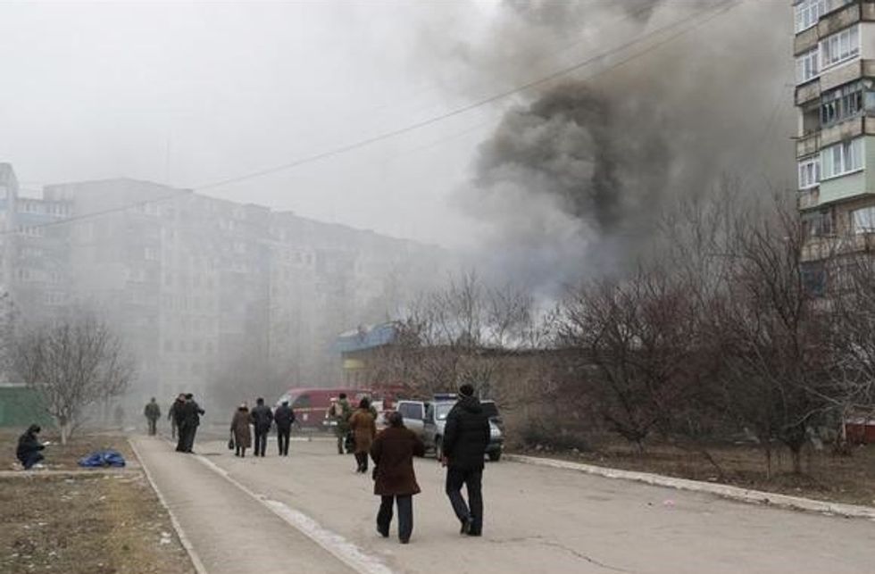 Massive...Russian Aggression' Wrecks Ukrainian City, Mayor Says, as Rebels Mount Assault