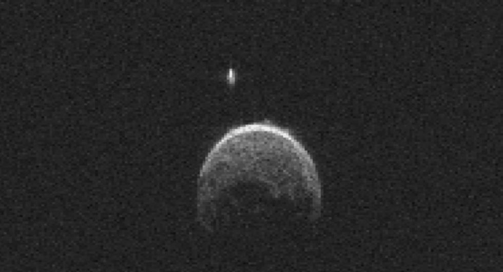 After an Asteroid Zoomed By Earth Monday, Scientists Made Curious Observation in Radar Images