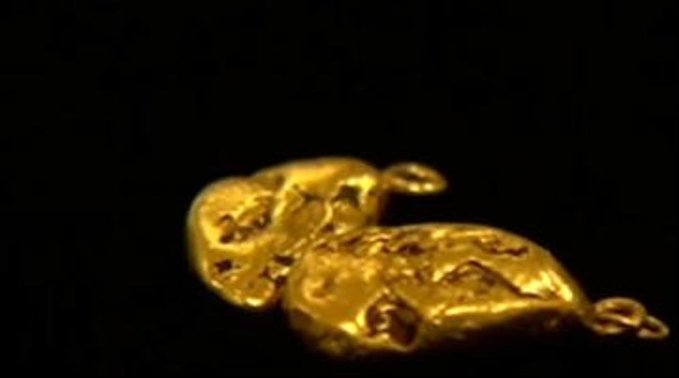 Masked Bandits Smash SUV Into Wells Fargo Museum, Make Off With Potentially Thousands of Dollars Worth of Gold Nuggets