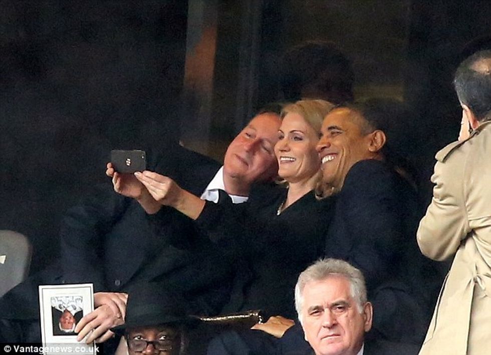 Here's what an etiquette expert had to say about the Obamas