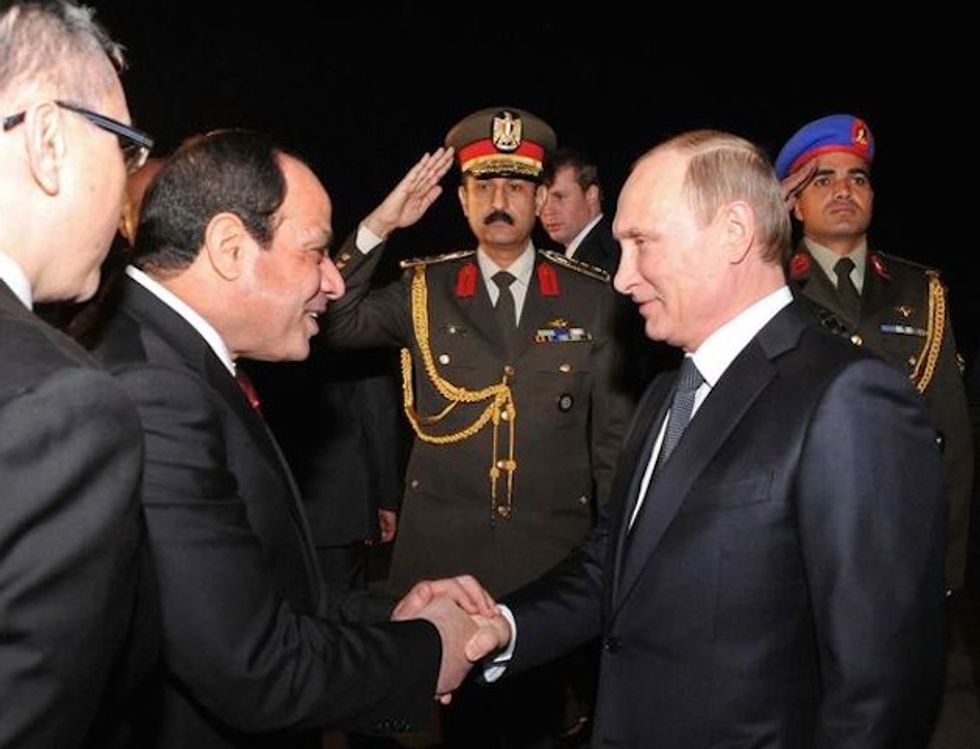 Putin's Gift to Egyptian President Is Loaded With Meaning