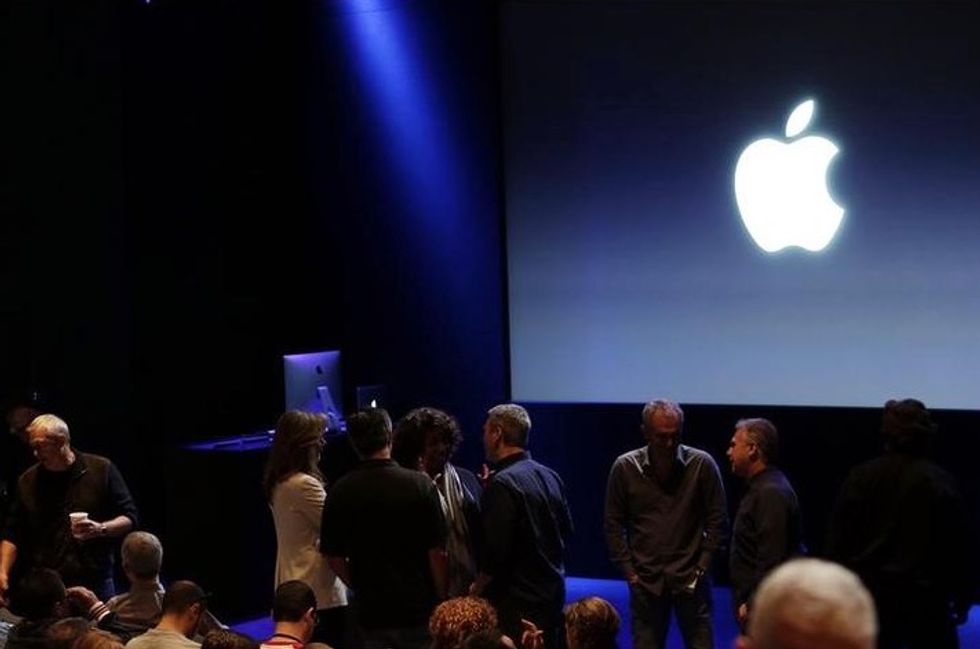 Hundreds of Apple Employees Have Reportedly Been Working on This Top-Secret Project for Past Year