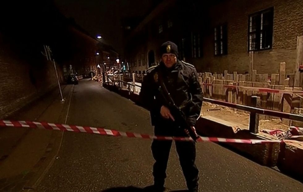 One Dead After Shooting Near Copenhagen Synagogue; Unclear If Related to Earlier Attack (UPDATE: Police Fatally Shoot Man Who Opened Fire on Them)