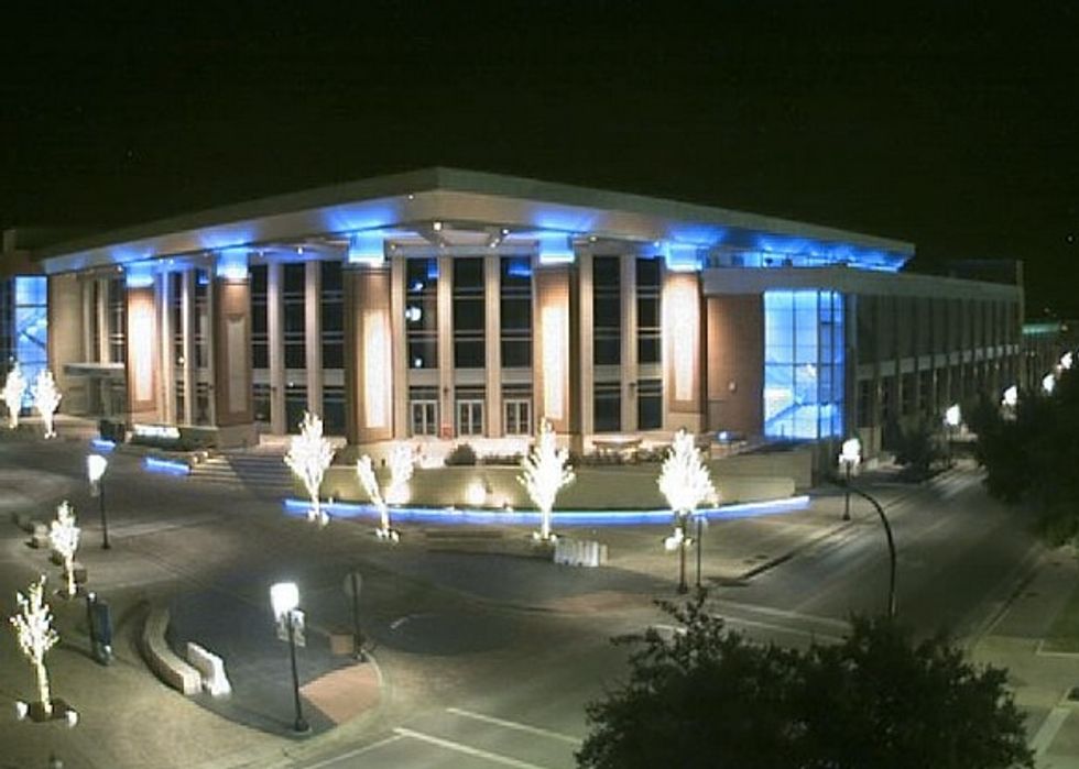 College Student Said Reason Gunman Threatened Her Could Be Because She's Muslim. But There Was One Big Problem...