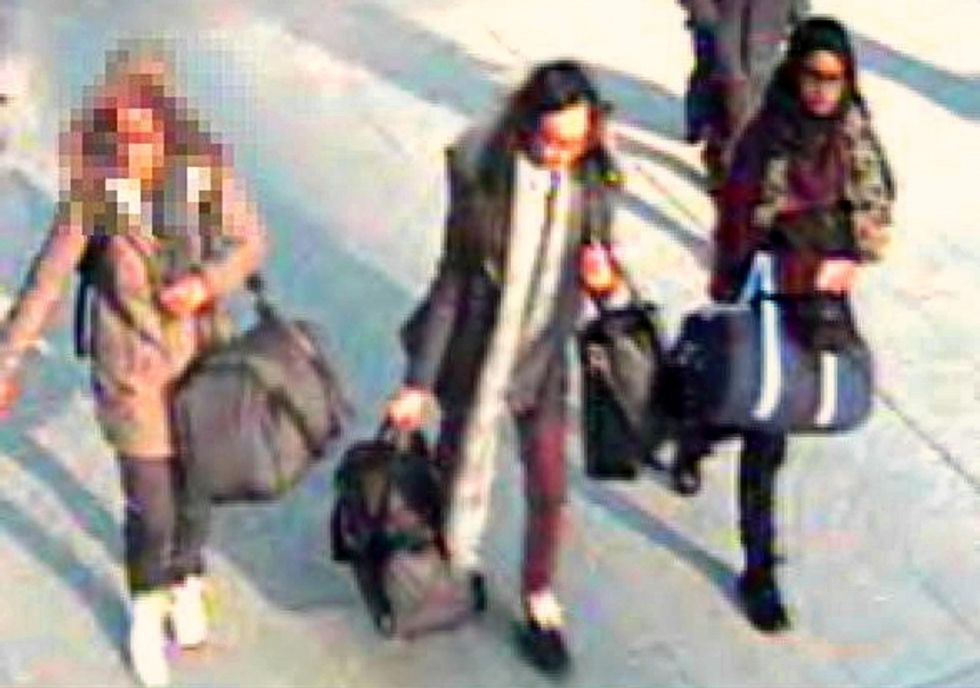 They're in Grave Danger': Police Search for Three School Girls Believed to Be En Route to Join the Islamic State