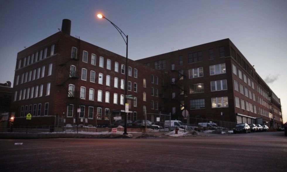 It Looks Like Another Chicago Warehouse — but It's Actually a Secret ‘Black Site’ Where Americans Are Detained: Report