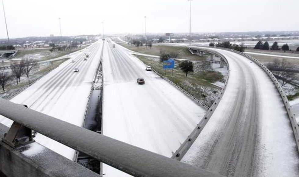 Ice Forces 1,300 Flight Cancellations at DFW