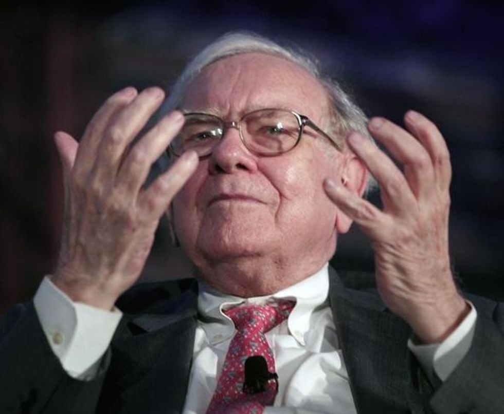 Warren Buffett Reveals to Shareholders a 'Monumentally Stupid Decision' -- but That's Only Half of the Story