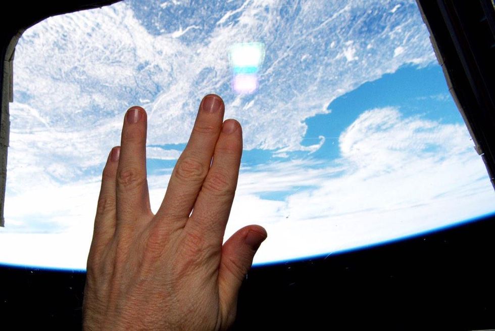 NASA Astronaut Pays Tribute to 'Star Trek' Actor Leonard Nimoy With Vulcan Salute From Space