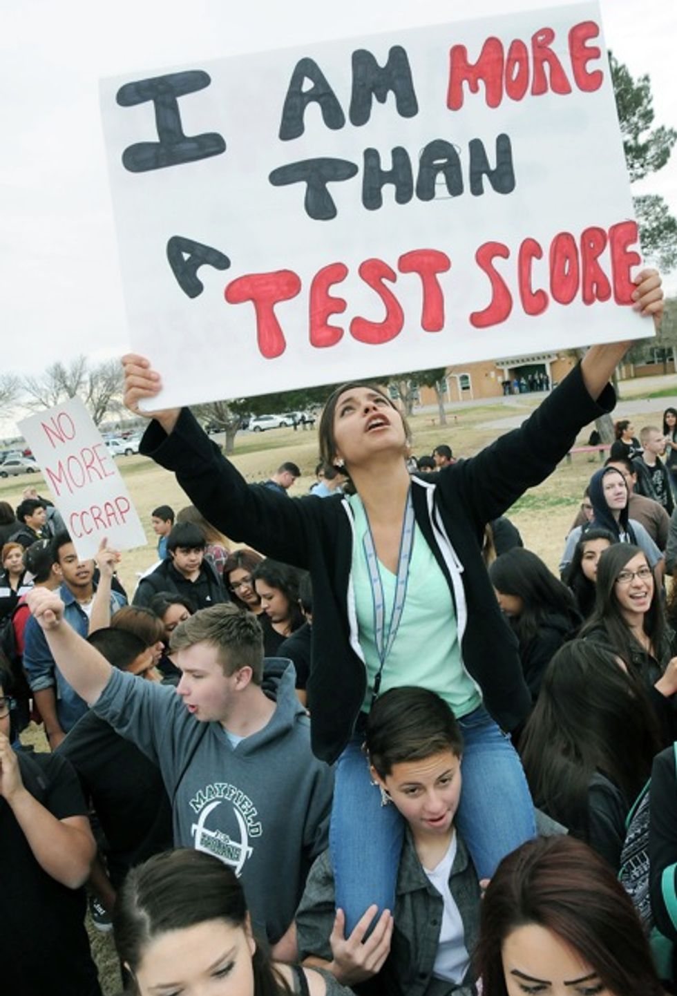Test Based on Common Core Standards Sees Tech Glitches, Protests: ‘Not Ready for Prime Time’
