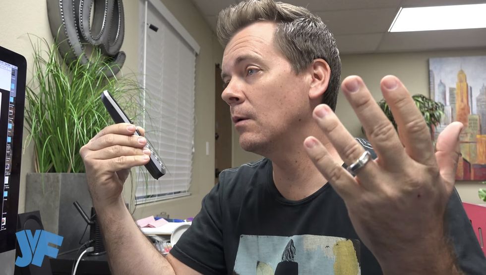 Faecbook' and 'Craisglist' Scammers Served Instant Justice When This Guy Reveals Their Game