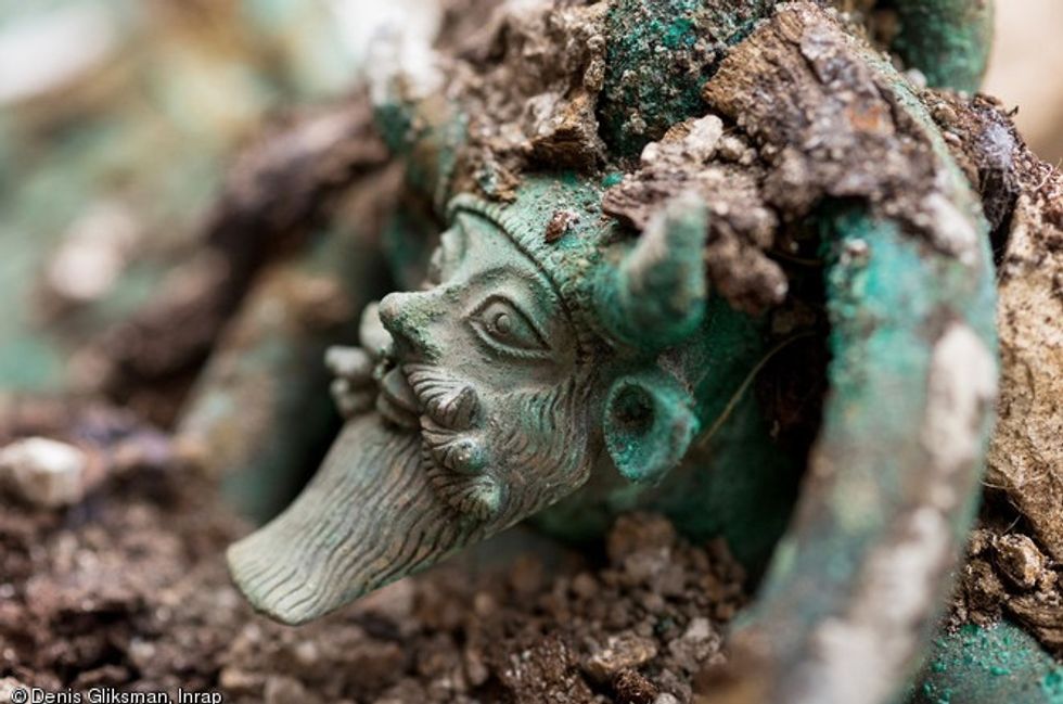 Archaeologists Discover 'Princely' Funeral Complex in France