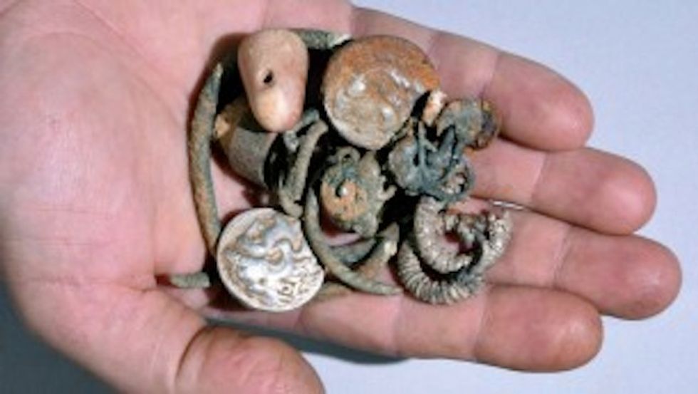 Israeli Cave Explorers Find Treasure Haul So Valuable, Authorities Won't Say Where So That It Doesn't Get Looted