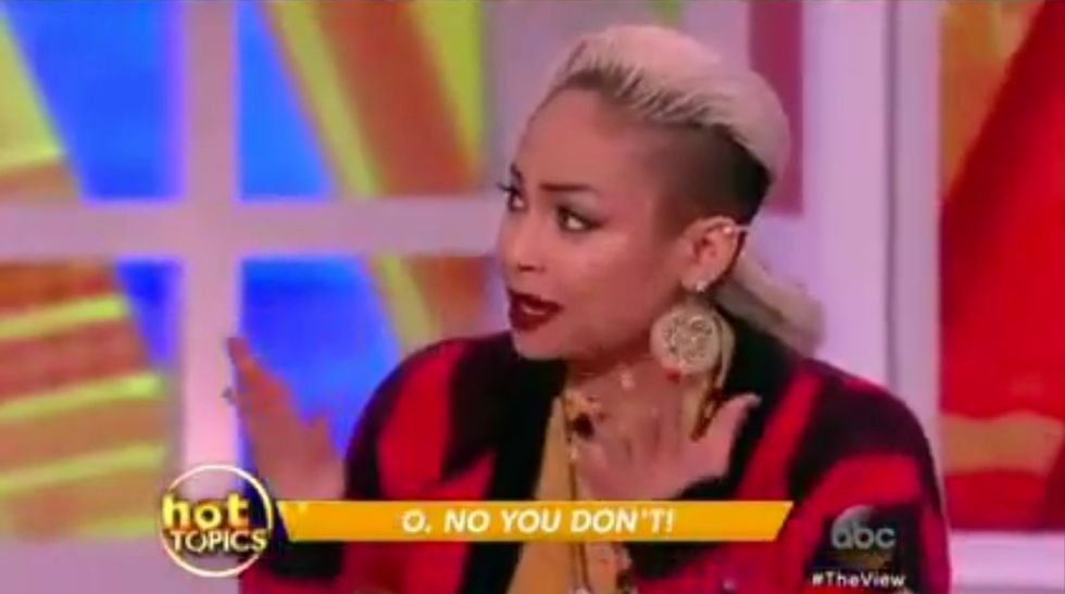 Watch What Happens When Raven-Symone Defends Host's 'Planet of the Apes' Joke About Michelle Obama on 'The View