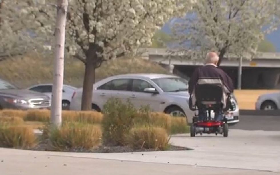 84-Year-Old Veteran’s Motorized Wheelchair Is Stolen, But It's the Police Response That Stuns Him: 'You Don't Expect This\