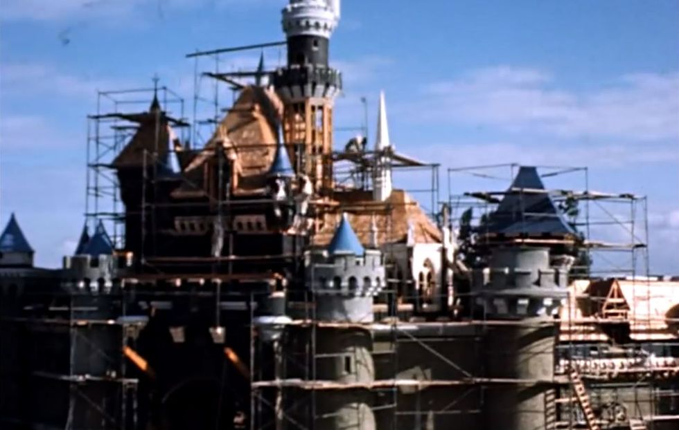 Watch Disneyland Get Built From the Ground Up in Just One Minute 