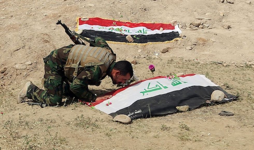 Mass Graves of Islamic State Victims Found in Iraq