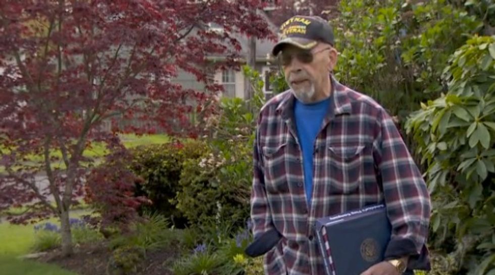 Last Month, This Vet Had His American Flag Stolen. This Week He Got a Cool Surprise From a Congressman.
