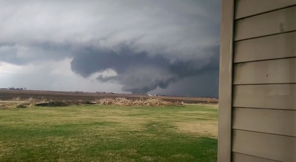 One Dead, Eight Injured After Tornadoes Rip Through Midwest
