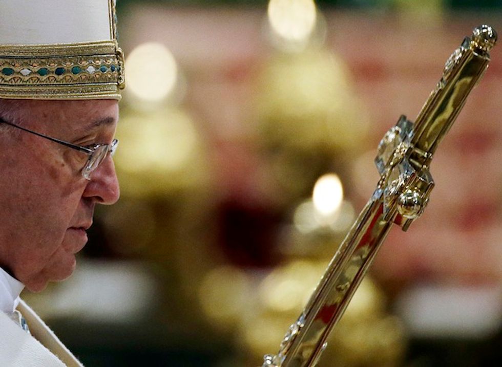 The New Catholic Scandal: Pope Francis Courts Raul Castro and Forgets What Communism and Atheism Have Done to the World