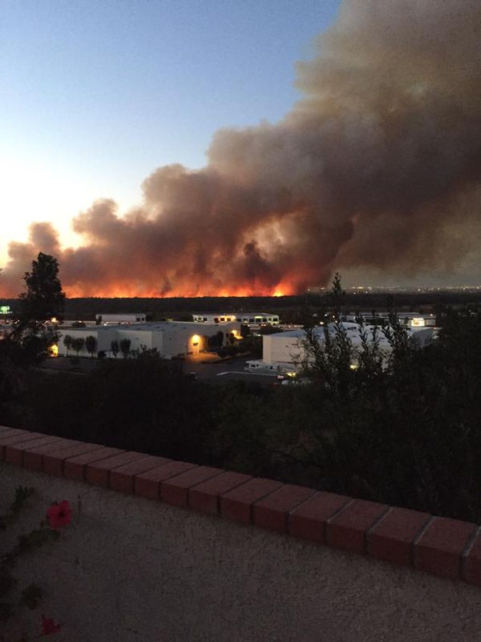 My City Is on Fire': Hundreds of Homes Evacuated as Southern California Inferno Rages
