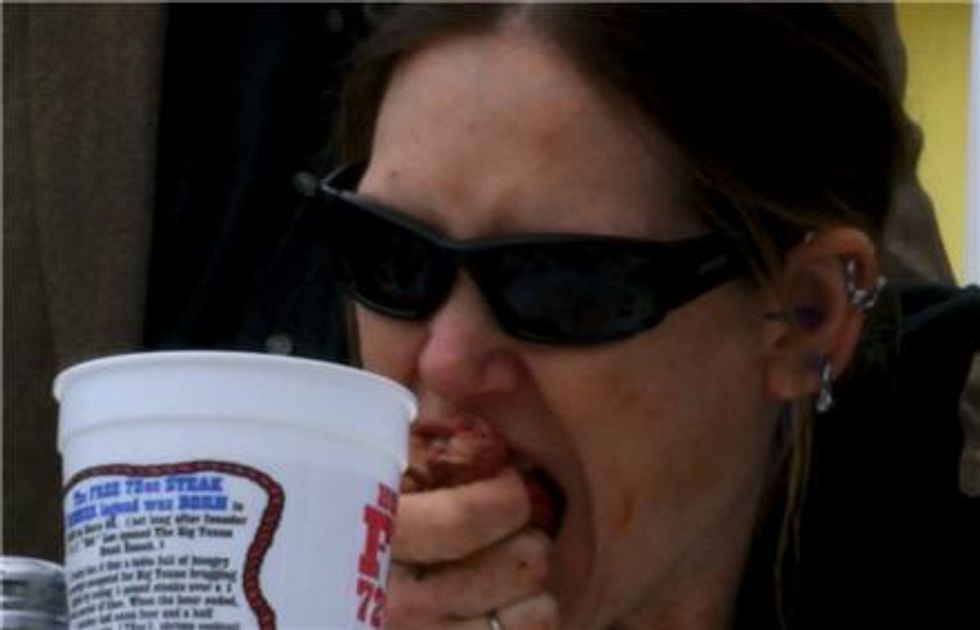 The Massive Amount of Steak This 124-Pound Woman Can Put Away in Less Than a Half Hour Is Simply Astounding