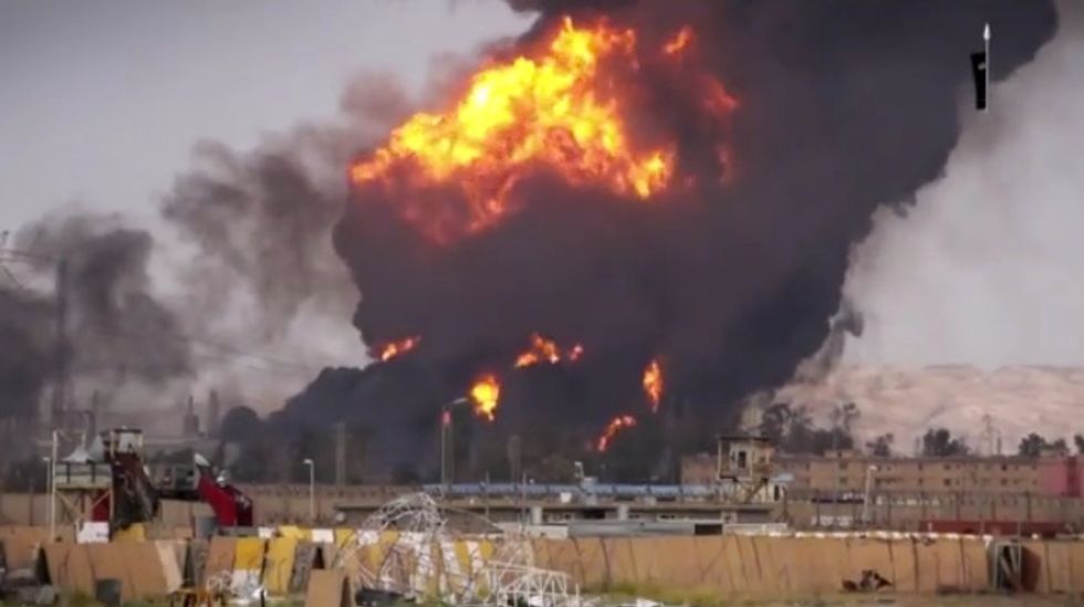 Islamic State Reportedly Captures Half of Iraq's Biggest Oil Refinery