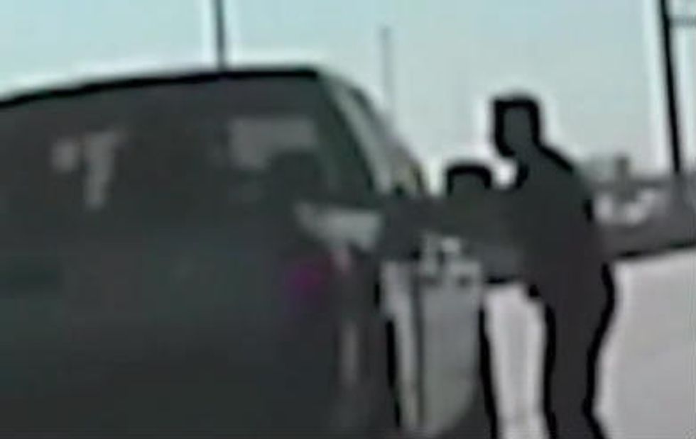 Dashcam Captures Trooper Rushing to Help Driver Having Heart Attack in the Middle of the Highway With His Son