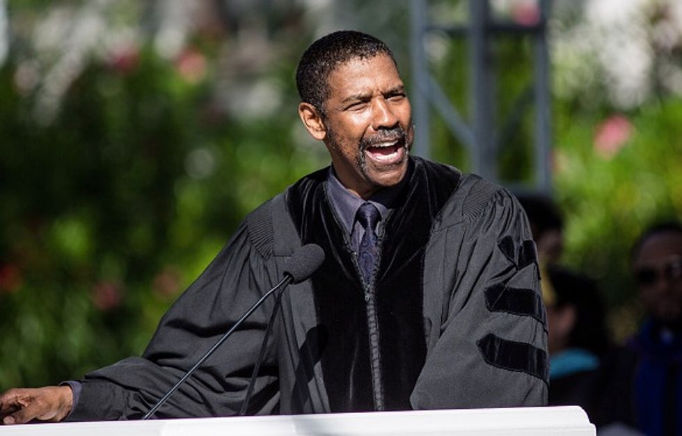 Academy Award-Winning Actor Gives College Grads His No. 1 Piece of Advice: 'Put. God. First!