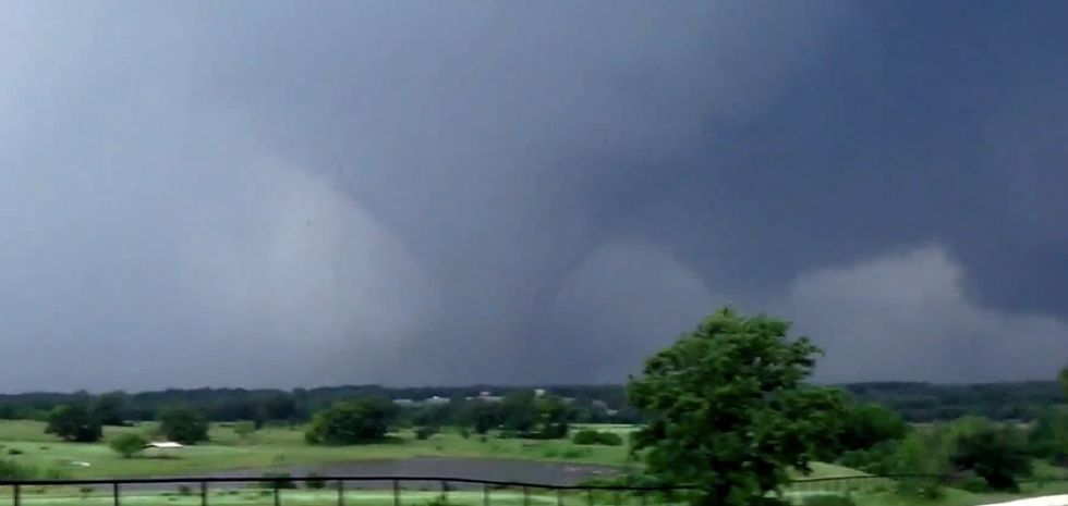 Stunning, Heartbreaking Images and Video From the Cisco Tornado