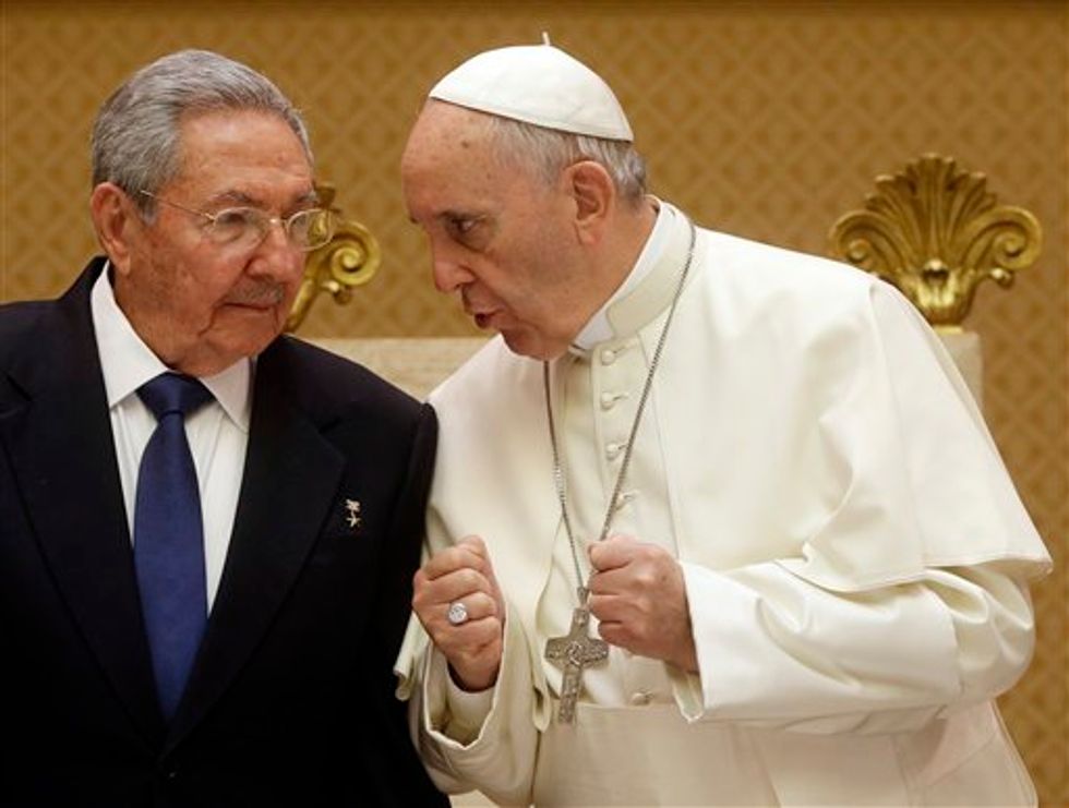 Impressed' by Pope Francis, Cuban President Says He 'Will Go Back to Praying and Go Back to Church