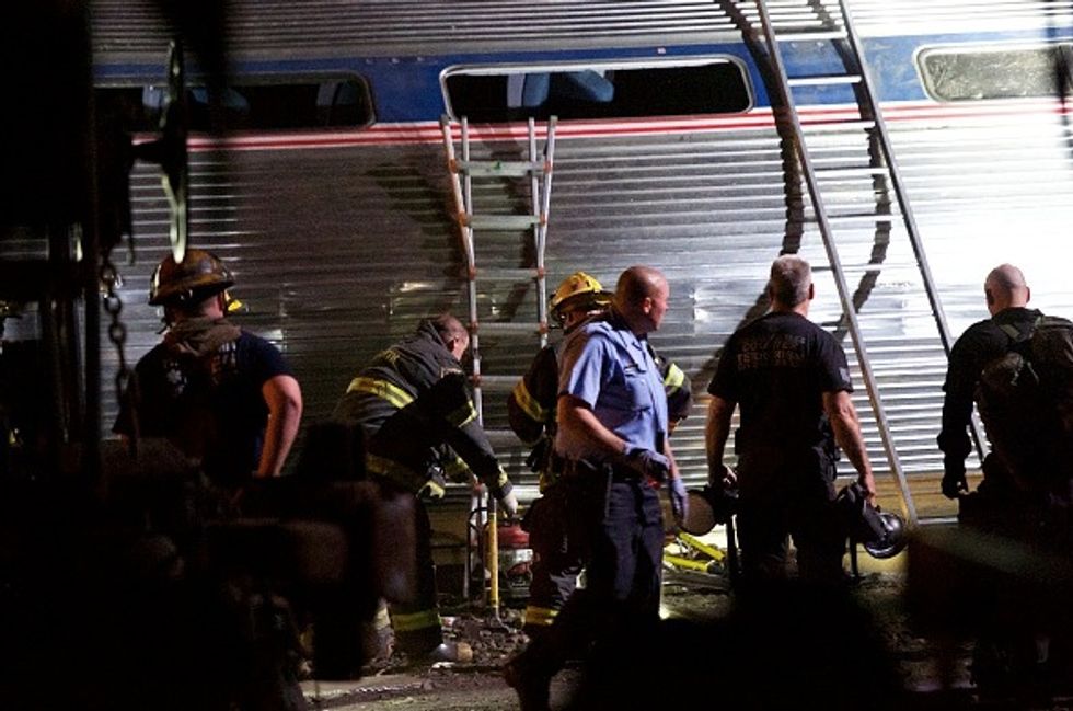 Investigators: Derailed Amtrak Train Hit Sharp Curve at Twice the Speed Limit