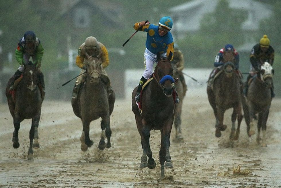 American Pharoah Win Preakness Stakes in Driving Rain, Keeps Triple Crown Bid Alive