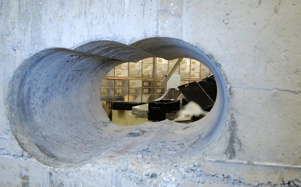 $300 Million Jewel Heist, Allegedly by 'Old-Fashioned Gang' of Brits Coaxed Out of Retirement, Plays Like a Big-Time Hollywood Caper