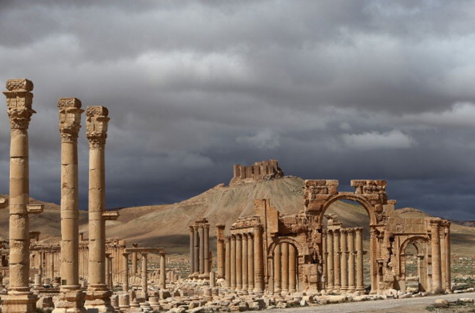 Islamic State Close to Seizing Ancient Town of Palmyra in Syria