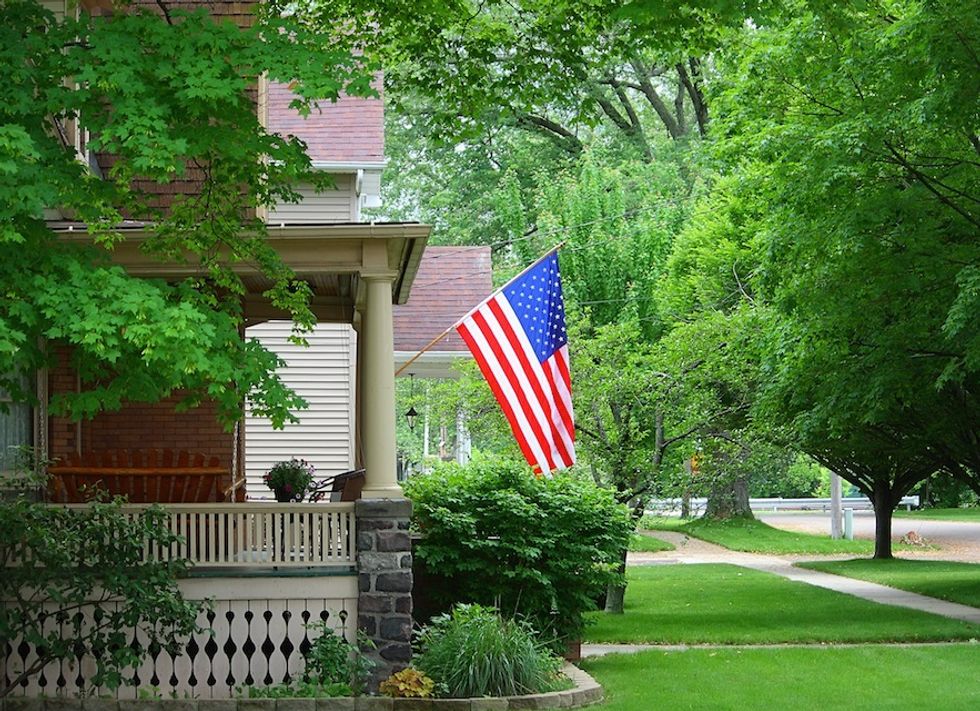 What You Need to Know About Flying the American Flag This Memorial Day