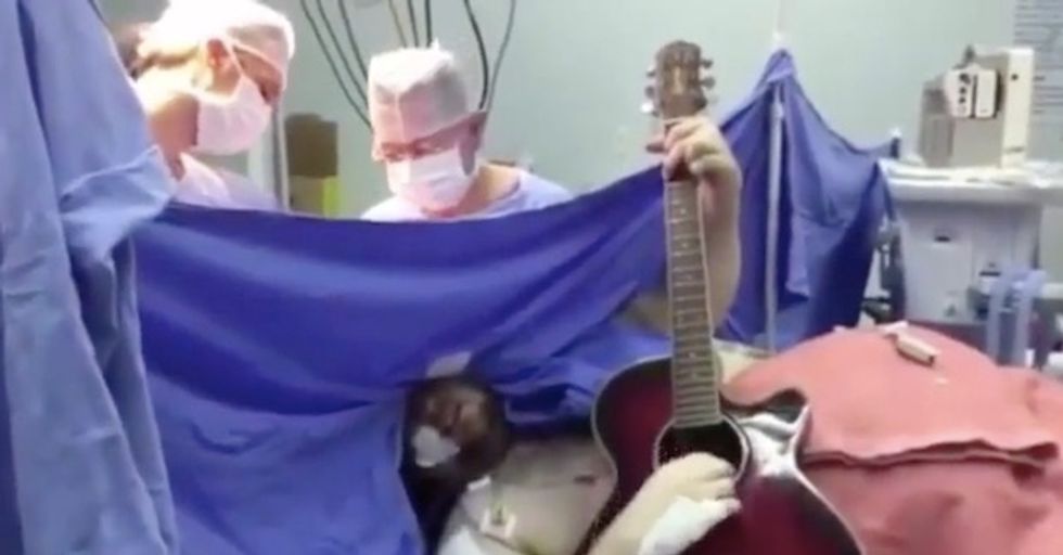 Watch What This Man Is Able to Do While Undergoing Brain Surgery