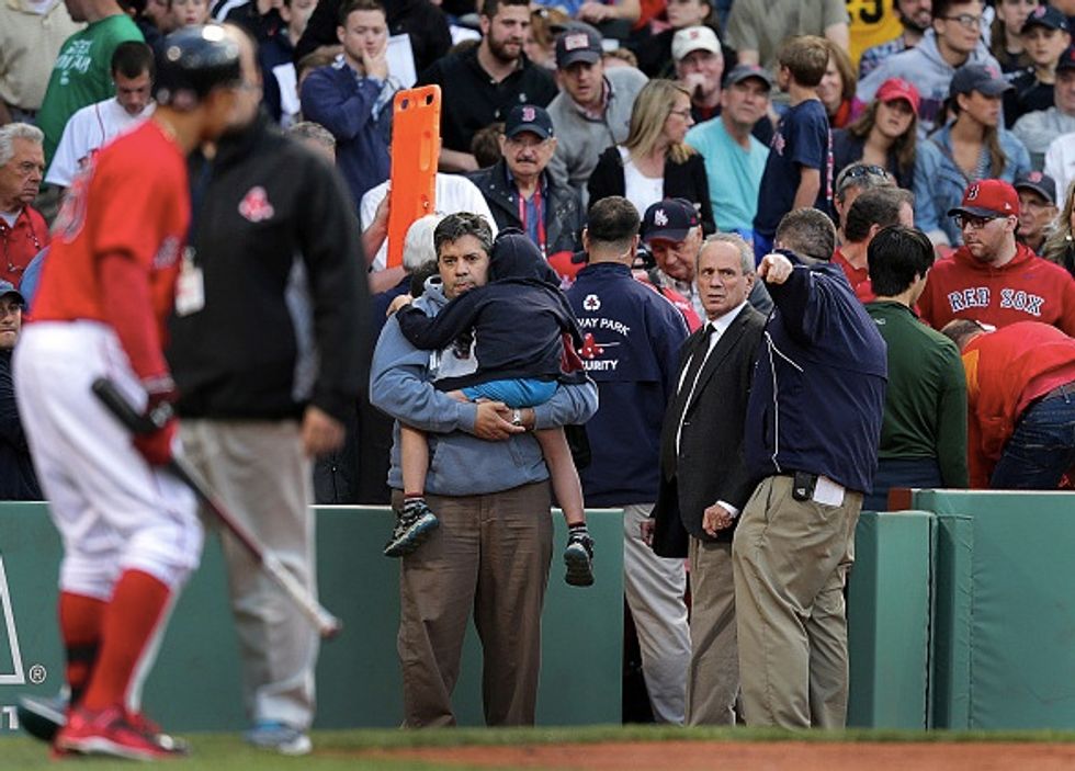Boston Police: Fan Hurt by Broken Bat at Fenway Park Expected to Survive
